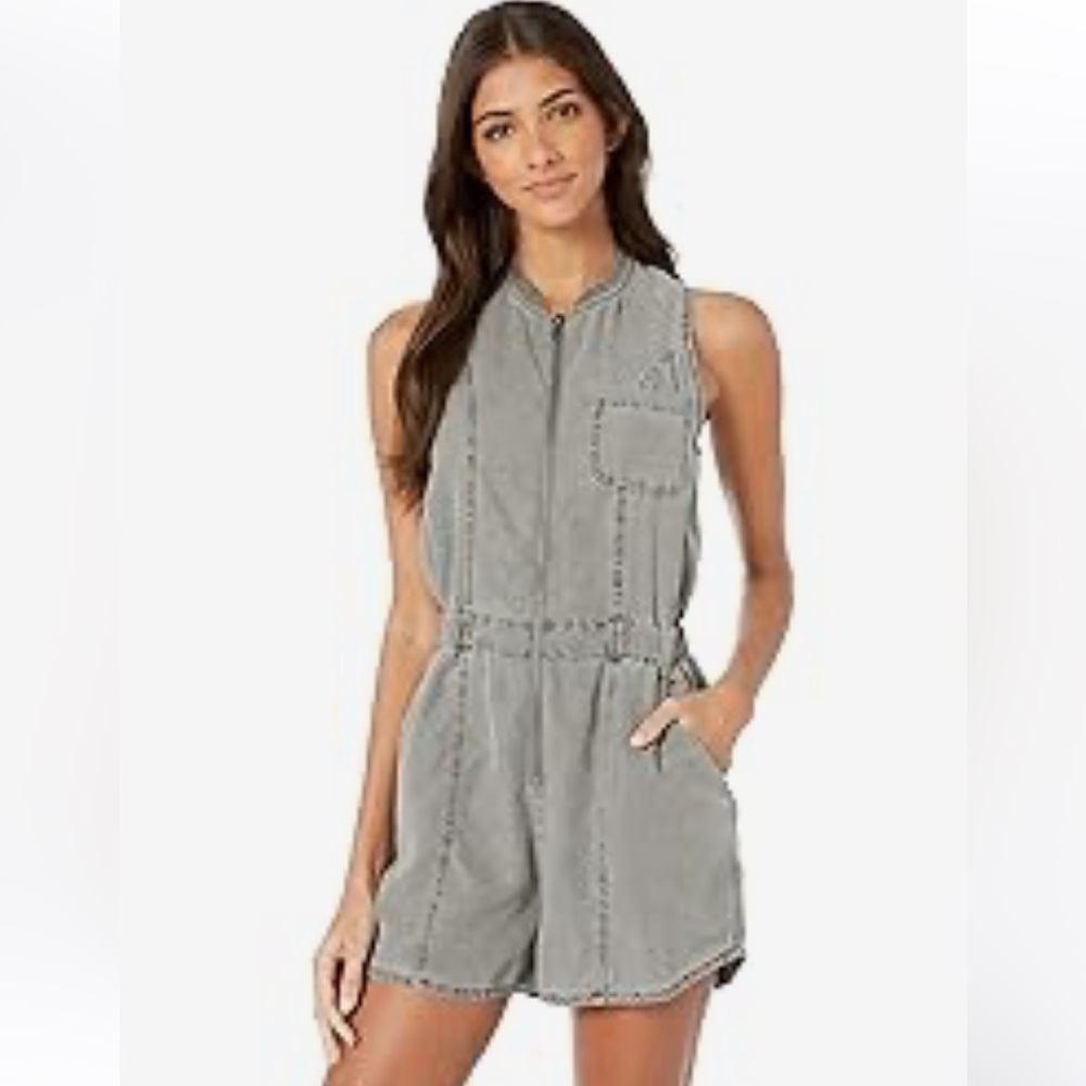 RVCA romper‎
